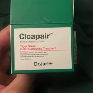 Dr. Jart+ cicarepair tiger grass color correcting treatment